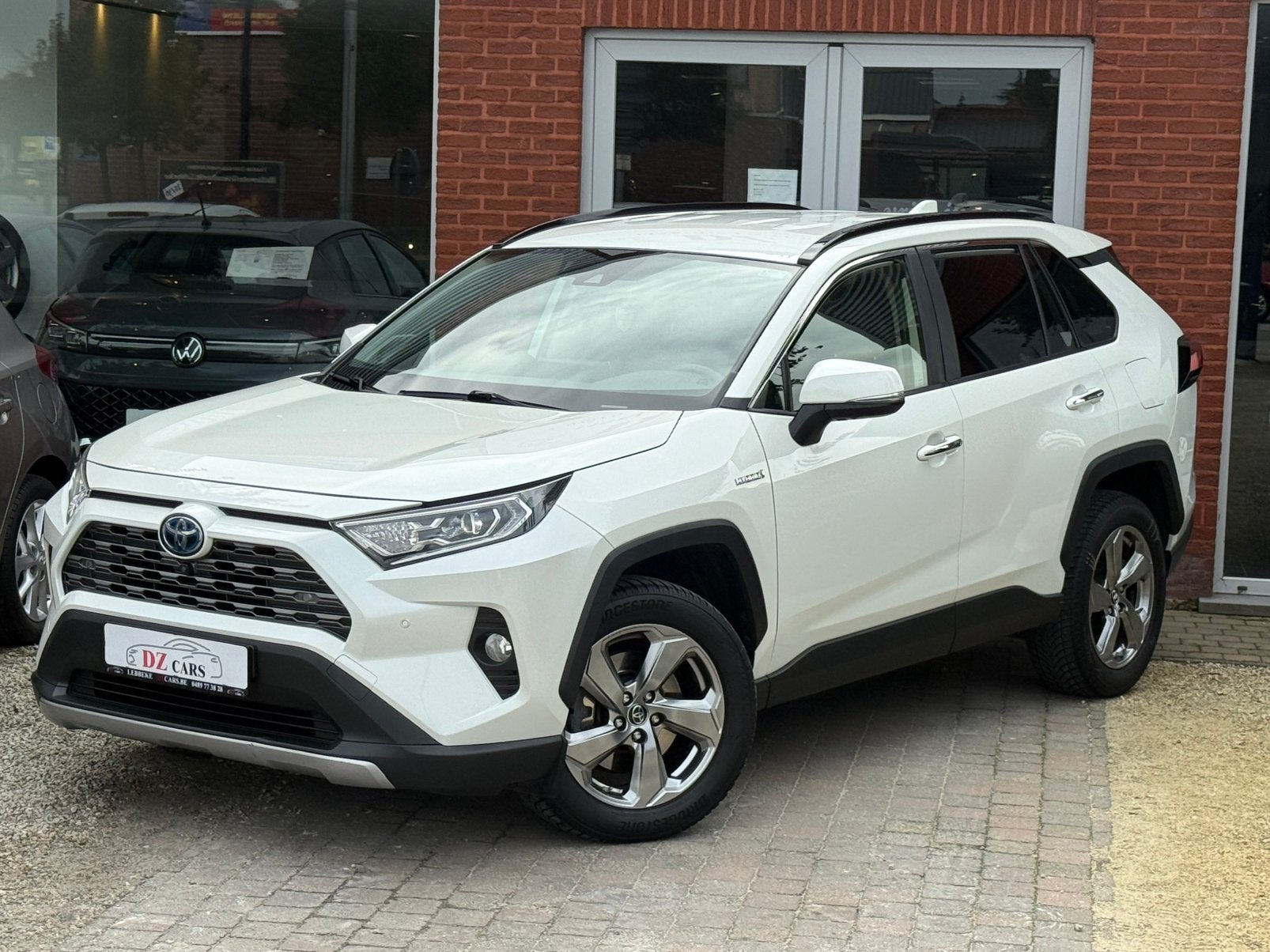 TOYOTA RAV4 HYBRID 2.5I 181PK |NAVI | CAMERA 360* | JBL |, Dealer onderhouden, https://public.car-pass.be/vhr/45d3e6e4-201a-4146-acd9-71a8c52ef550