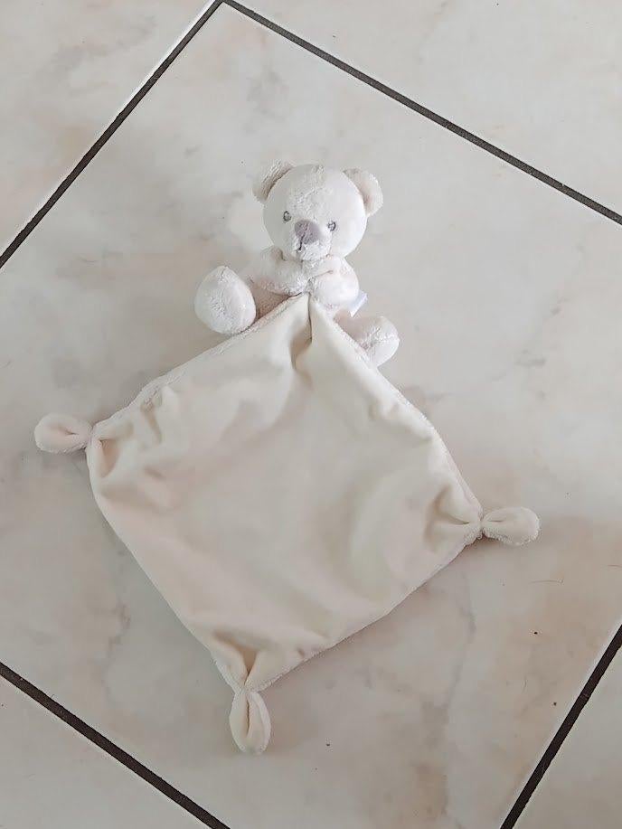 knuffeldoekje met beertje tex baby (doos mei 2026), Kinderen en Baby's, Ophalen of Verzenden, Nieuw, Knuffeldoekje