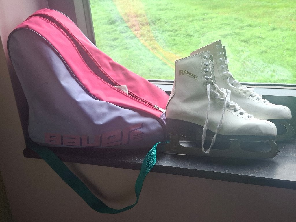 Patins à glace blancs mt39 ; 25€, Enlèvement, Comme neuf
