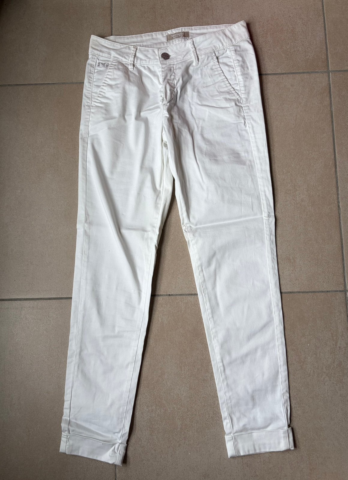Nero Giardini taille 36 en parfait état, Kleding | Dames, Broeken en Pantalons, Ophalen of Verzenden, Zo goed als nieuw