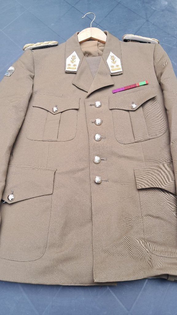 BELGIQUE - ABL - UNIFORMES DIVERS, Enlèvement ou Envoi, Armée de terre, Vêtements ou Chaussures