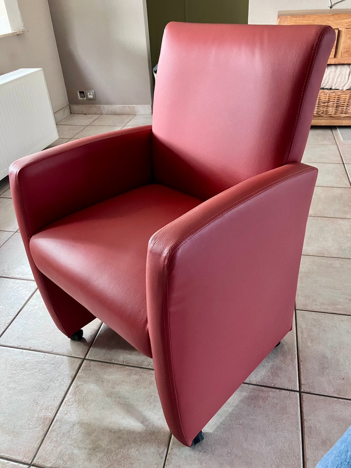 4 comfortabele eetkamerstoelen met armleuningen, Ophalen, Zo goed als nieuw