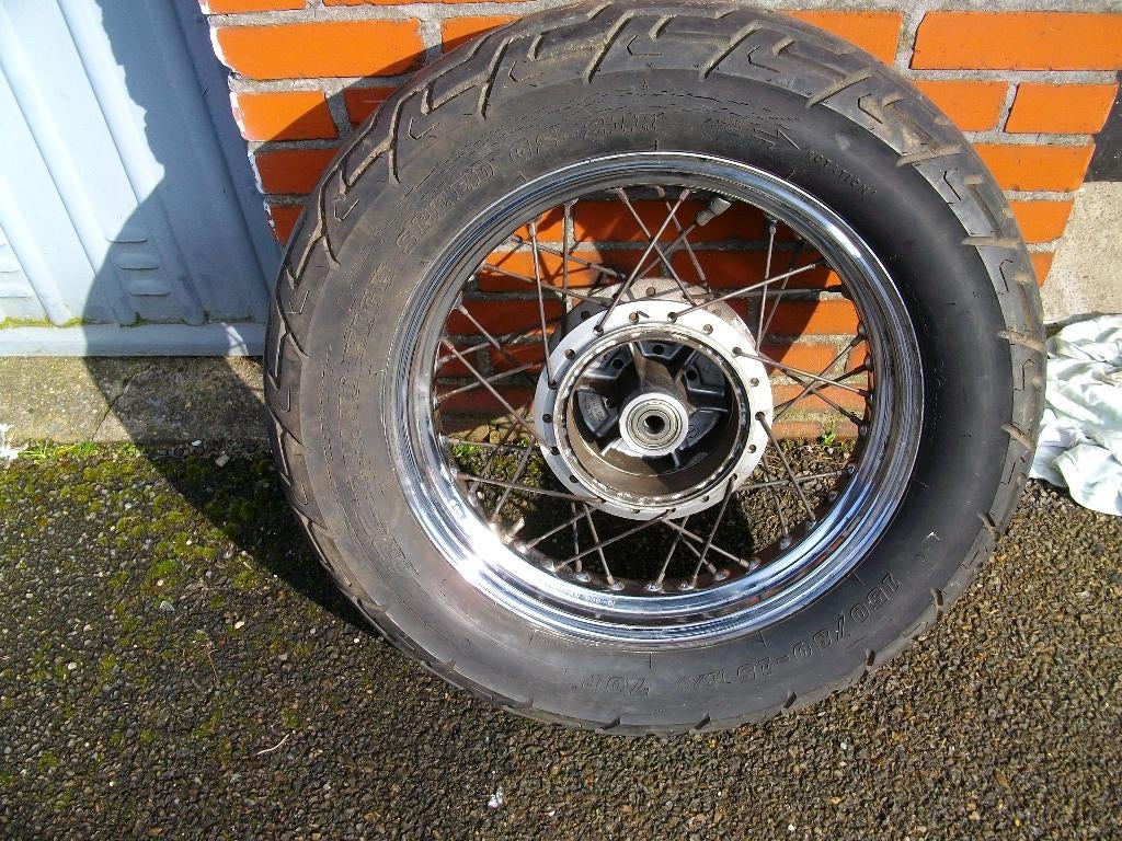 gebruikte onderdelen suzuki intruder 125/250, Motoren, Ophalen, Gebruikt