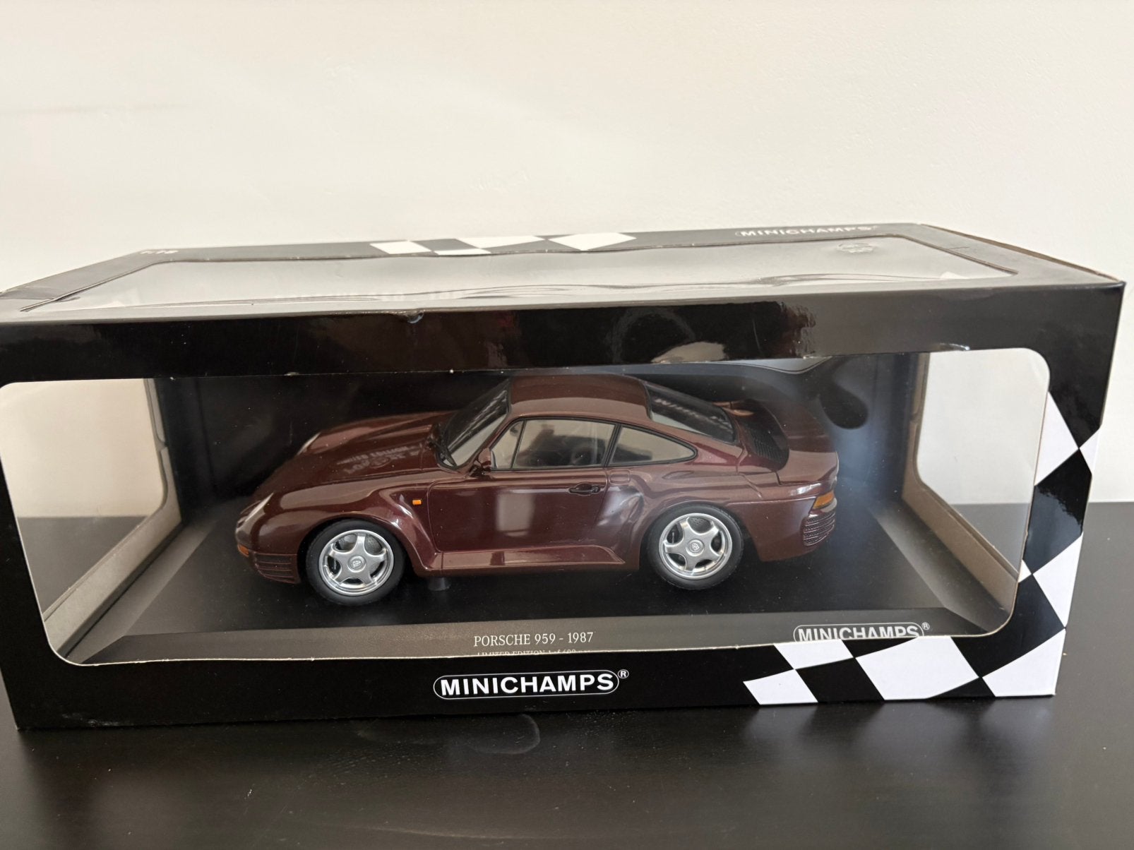 Porsche 959 1/18 MiniChamps, Enlèvement, Comme neuf, MiniChamps