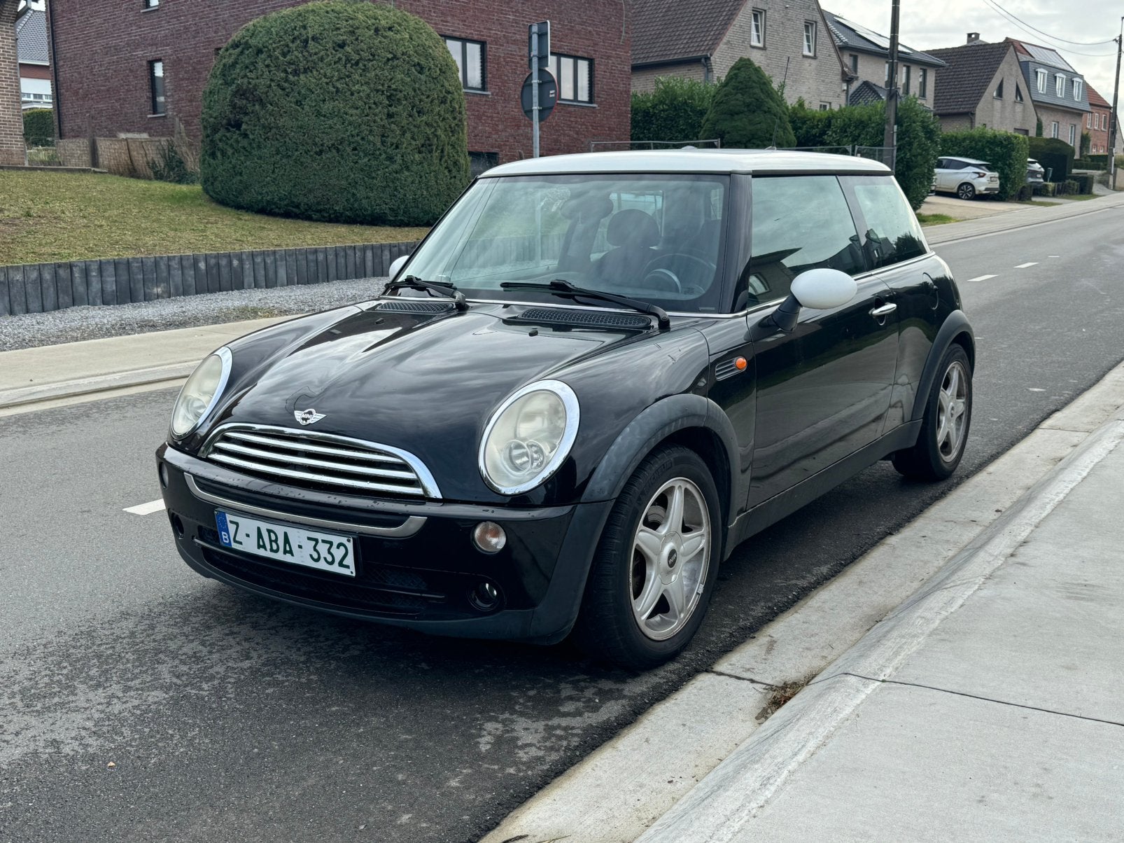 Mini Cooper 1.6 benzine, airco, 237.000 km, 10.2005, Auto's, Dealer onderhouden, Zwart, 4 cilinders, 1600 cc