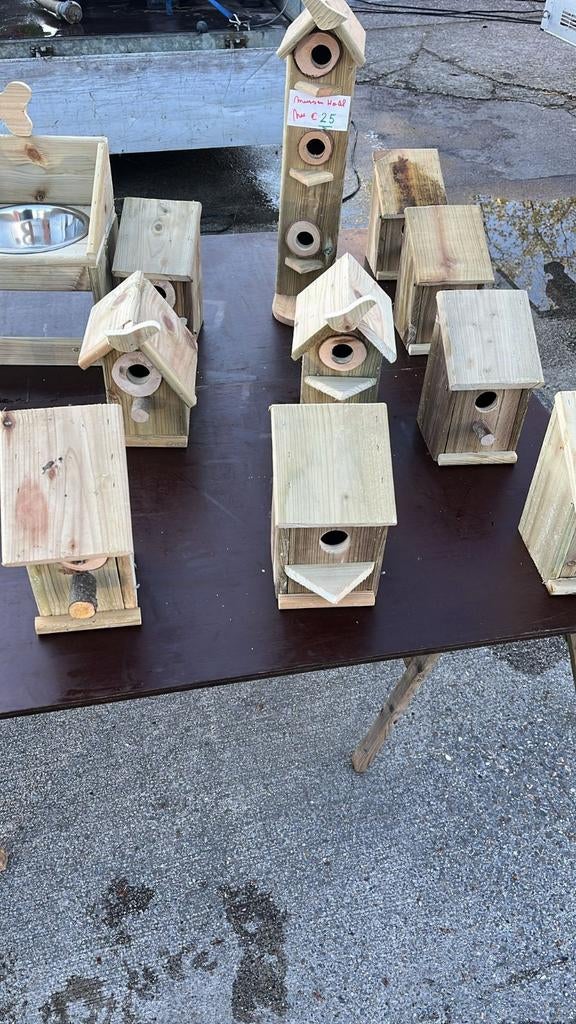 Stevige nest kastjes, Enlèvement
