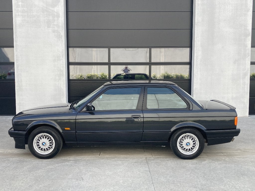 BMW 318is E30, Autos, 100 kW, Achat, Entreprise, Rétroviseurs électriques