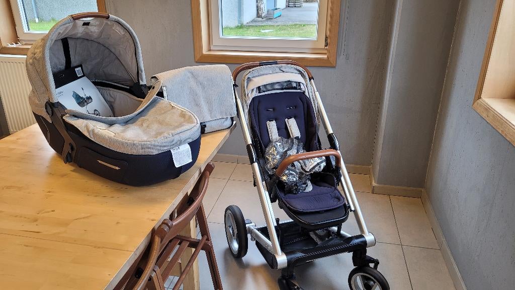 Poussette Mutsy iGO + nacelle et accessoires, Avec nacelle, Enlèvement, Utilisé, Poussette