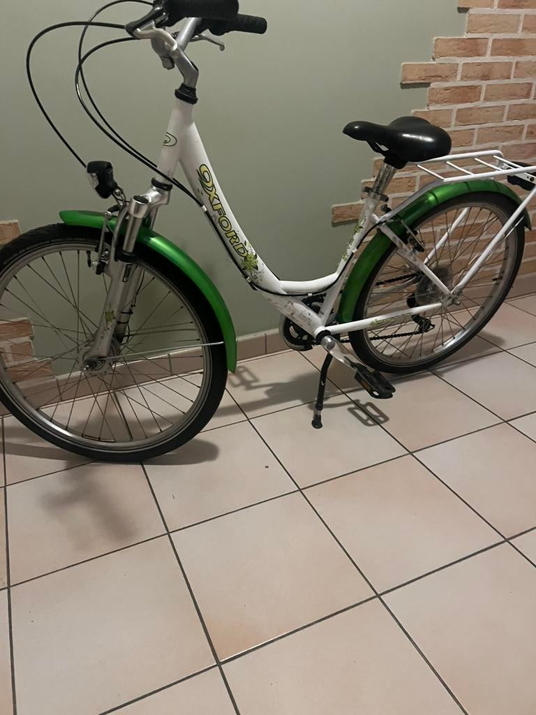 Oxford 24 inch meisjes fiets, Fietsen en Brommers, Ophalen, Zo goed als nieuw, Versnellingen