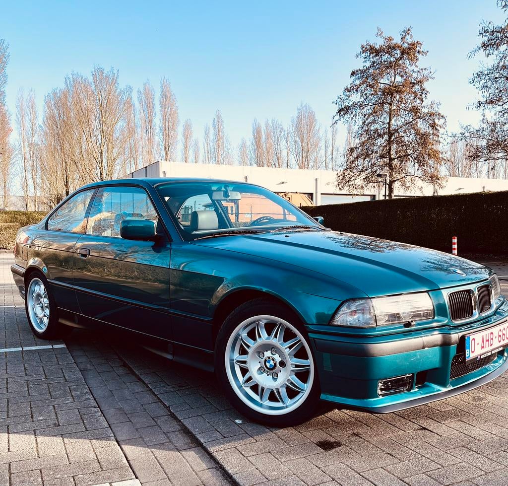 BMW E36 325i – 1993 Oldtimer - Pure 6-cilinder BMW-beleving, Auto's, Leder, Handgeschakeld, Particulier, 3 Reeks