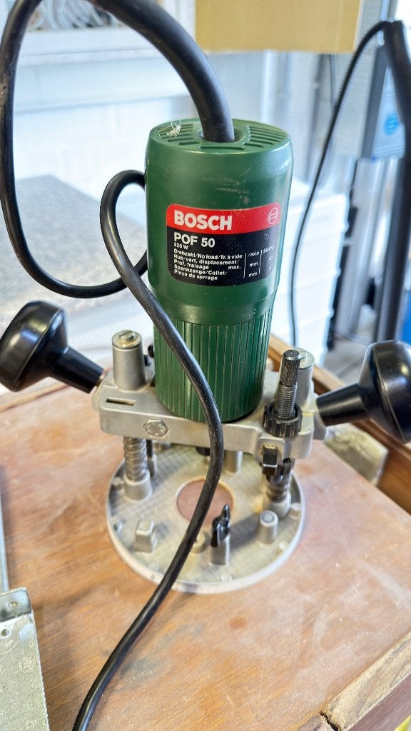 Bovenfrees Bosch POF50, Doe-het-zelf en Bouw, Ophalen, Gebruikt, Bovenfrees, Bosch groen