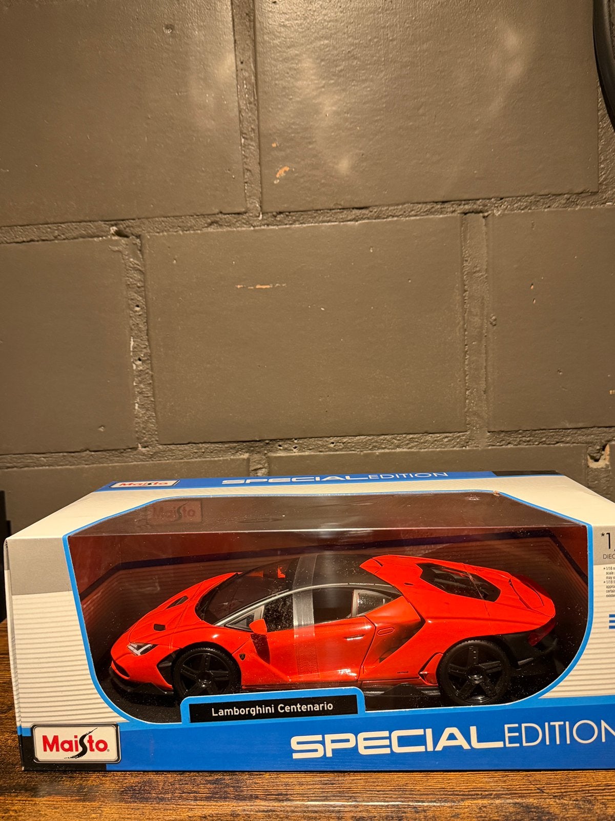 Lamborghini Centenario, Hobby & Loisirs créatifs, Voitures miniatures | 1:18, Enlèvement, Comme neuf, Maisto
