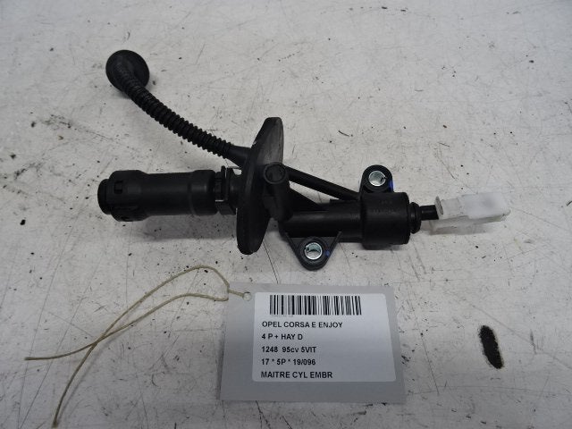 KOPPELINGSHOOFDCILINDER Opel Corsa E (01-2014/-), Auto-onderdelen, Gebruikt, Opel