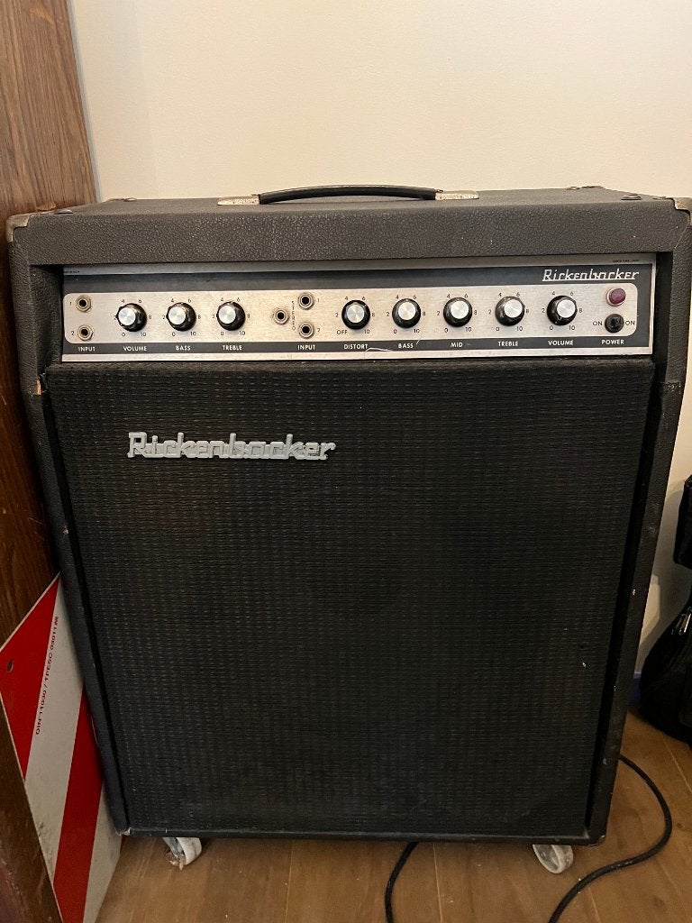 Basversterker Rickenbacker TR50, Musique & Instruments, Enlèvement, Utilisé, Guitare basse, 50 à 100 watts
