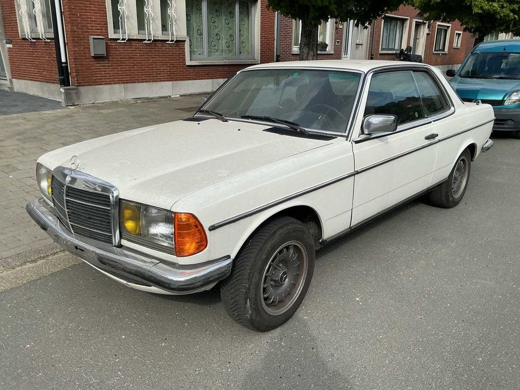 Mercedes-Benz Coupé 230CE Oldtimer, Auto's, Automaat, Mercedes-Benz, Bedrijf, Coupé