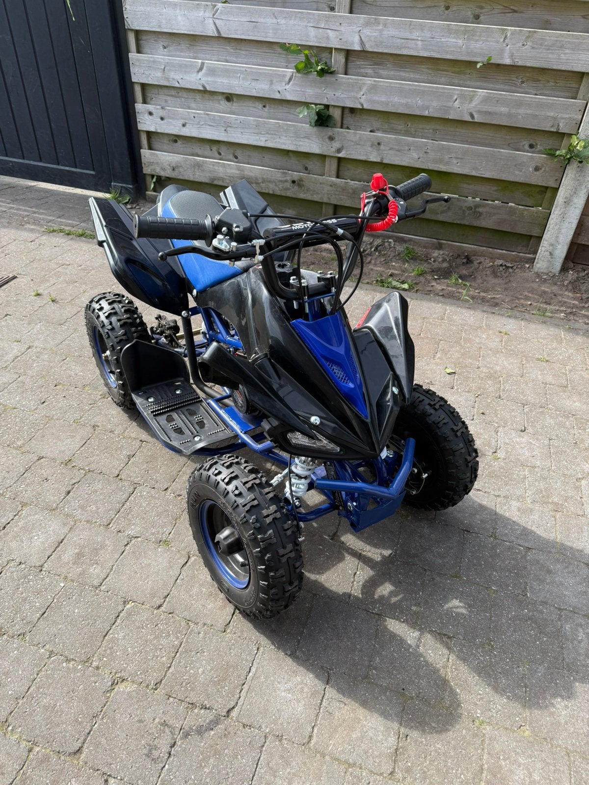 Kinderquad 50cc, Fietsen en Brommers, Ophalen, Zo goed als nieuw