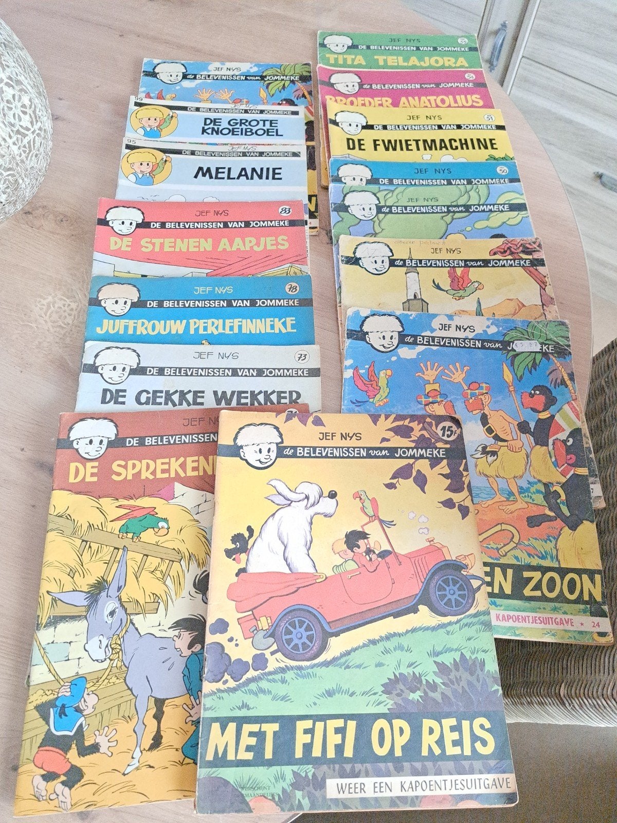 Lot van oude strips Jommeke -grijs- en sepiatinten, Boeken, Gelezen, Europa, Jef Nys., Ophalen of Verzenden