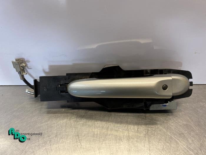 Portiergreep 4Deurs rechts-voor van een Nissan Note (Note 13, Auto-onderdelen, Carrosserie, Gebruikt, -, -, Ophalen of Verzenden