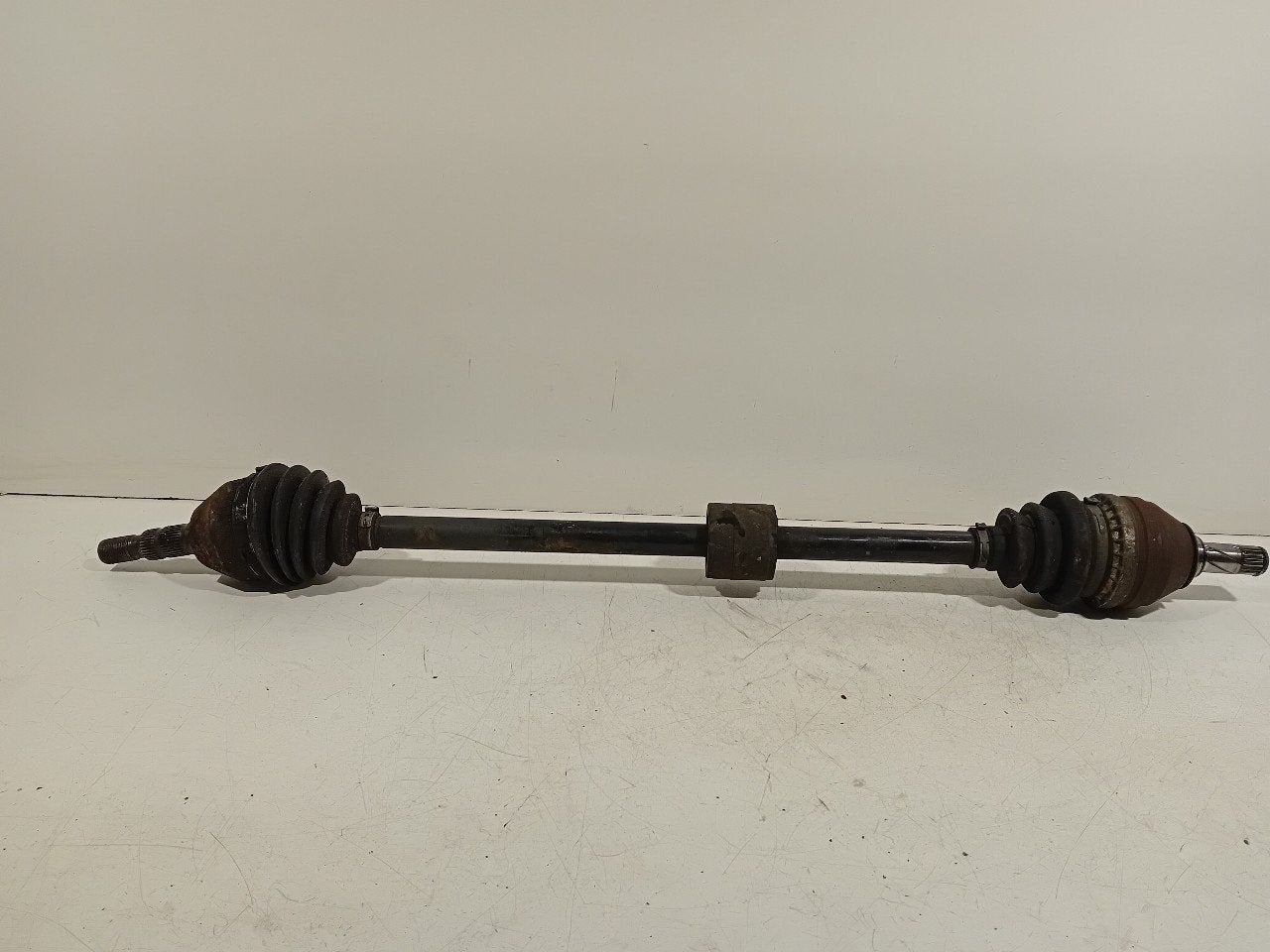 Aandrijfas rechts voor Opel Astra, Onderdelen@venauto.nl, Van der Ven Autorecycling B.V., Gebruikt, Ettenseweg 76, 4706 PB Roosendaal, The Netherlands