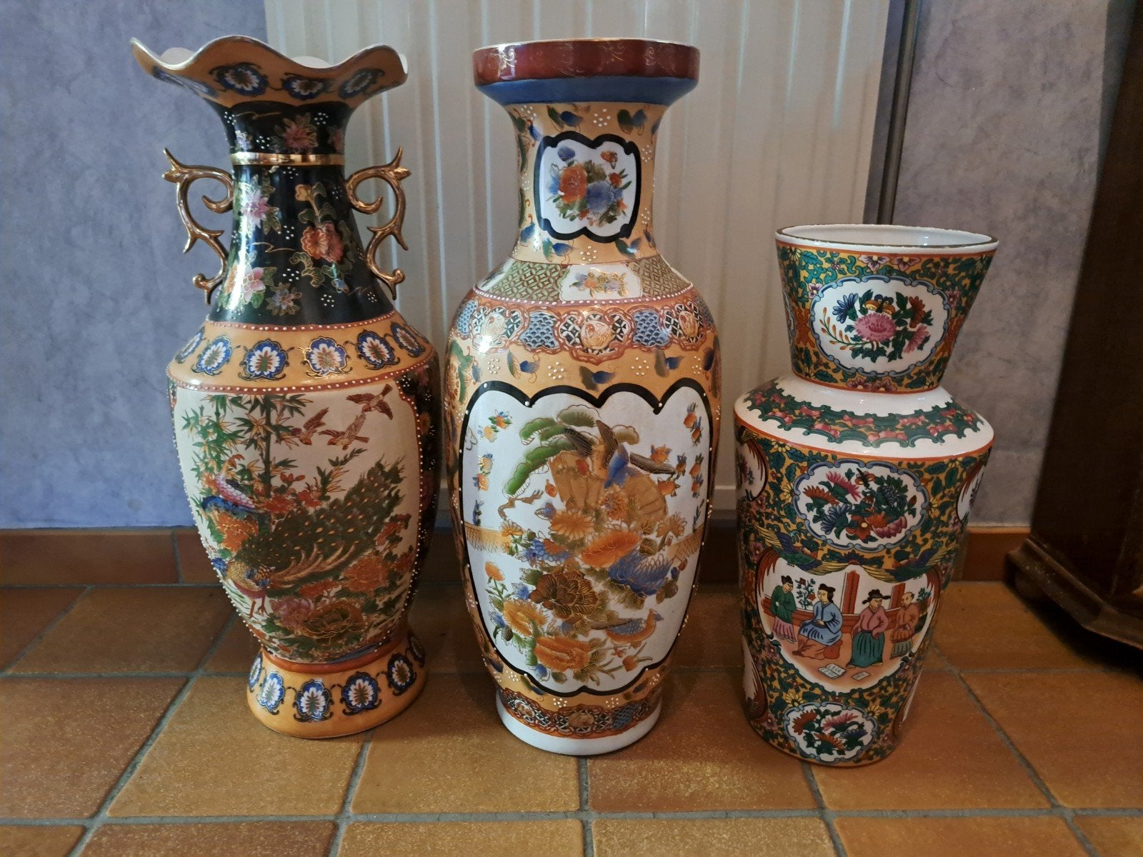 Vases chinois, Enlèvement