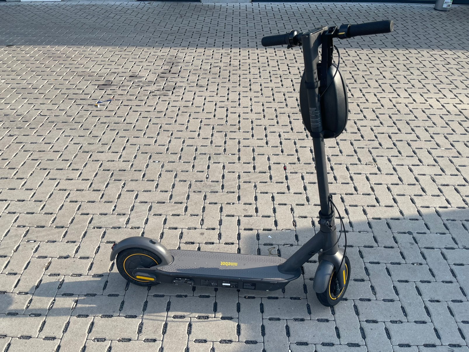 Ninebot g30 MAX, Vélos & Vélomoteurs, Enlèvement, Comme neuf, Step électrique (E-scooter)