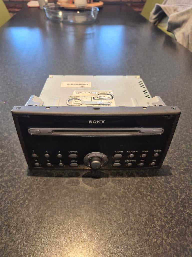 2 auto radios, Autos : Divers, Autoradios, Enlèvement