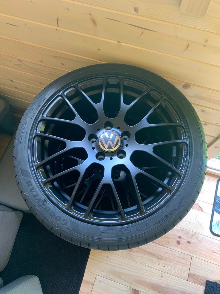 Nieuwe velgen 7,5 x 18 met nieuwe banden Goodyear Eagle F1, Autos : Pièces & Accessoires, Pneus & Jantes, Neuf, Pneus et Jantes
