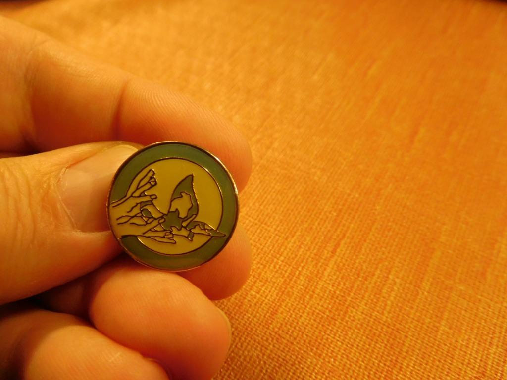 Pin's eilanden van vrede, Verzamelen, Ophalen of Verzenden, Zo goed als nieuw, Overige onderwerpen, Speldje of Pin