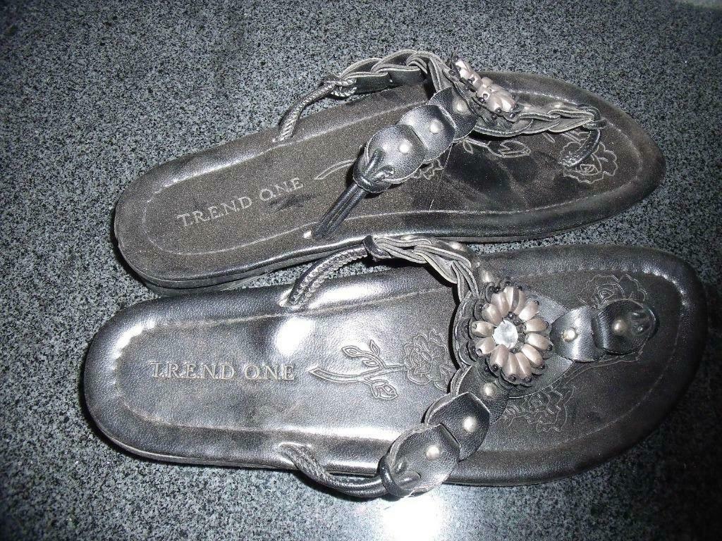 tongs, Enlèvement ou Envoi, Autres couleurs, Comme neuf, Trend One