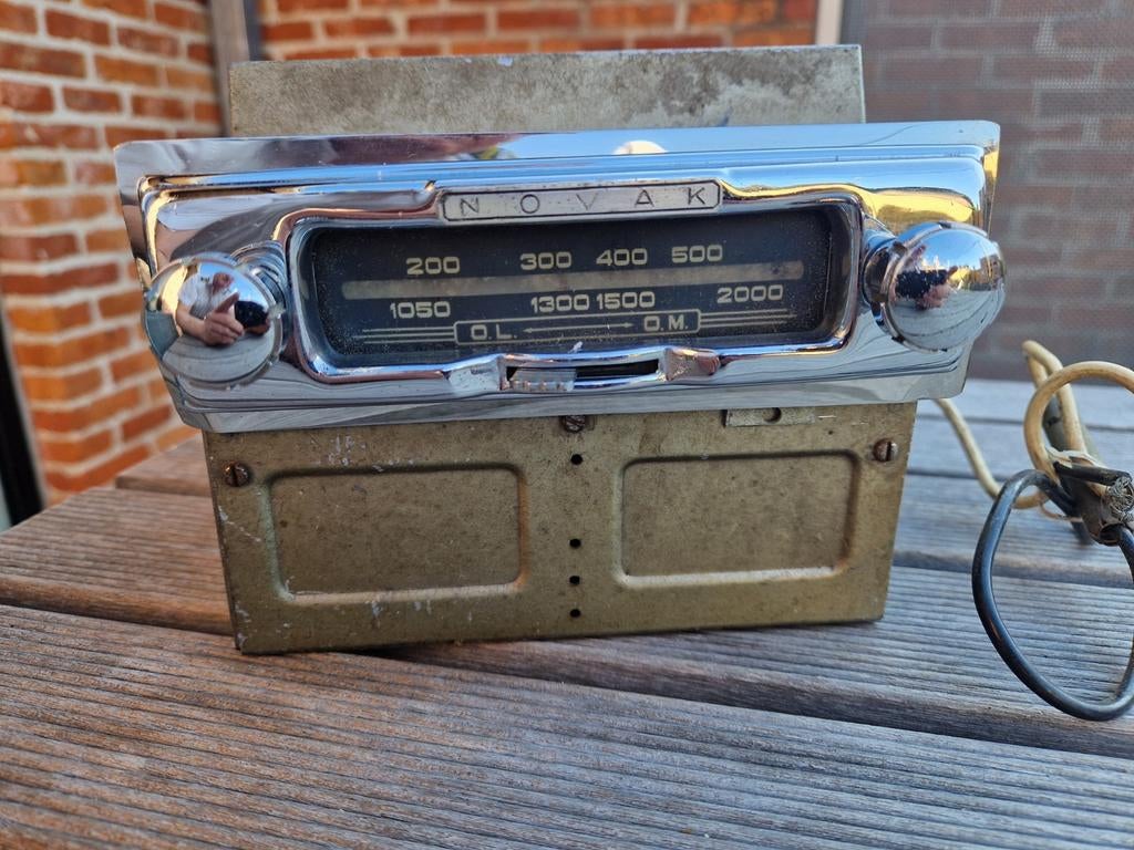 Oude Vintage autoradio Novak, Enlèvement ou Envoi, Utilisé