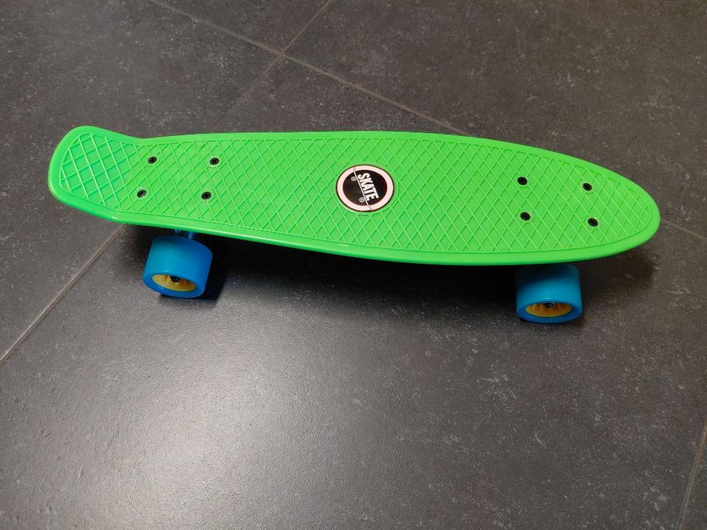 Skateboard kind, Sport en Fitness, Skateboarden, Ophalen of Verzenden, Zo goed als nieuw, Skateboard