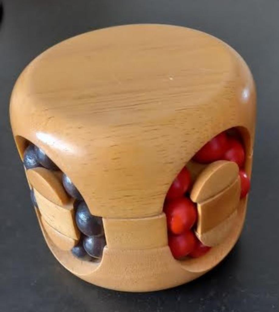IQ houten puzzel met kleuren, Hobby en Vrije tijd, Denksport en Puzzels, Ophalen of Verzenden, Zo goed als nieuw