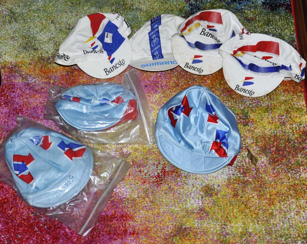 LOT DE 7 CASQUETTES, Vélos & Vélomoteurs, Enlèvement ou Envoi