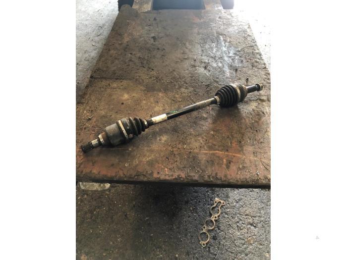 Aandrijfas links-voor van een Suzuki Alto, Auto-onderdelen, Remmen en Aandrijving, Suzuki, Gebruikt, 3 maanden garantie, Ophalen of Verzenden