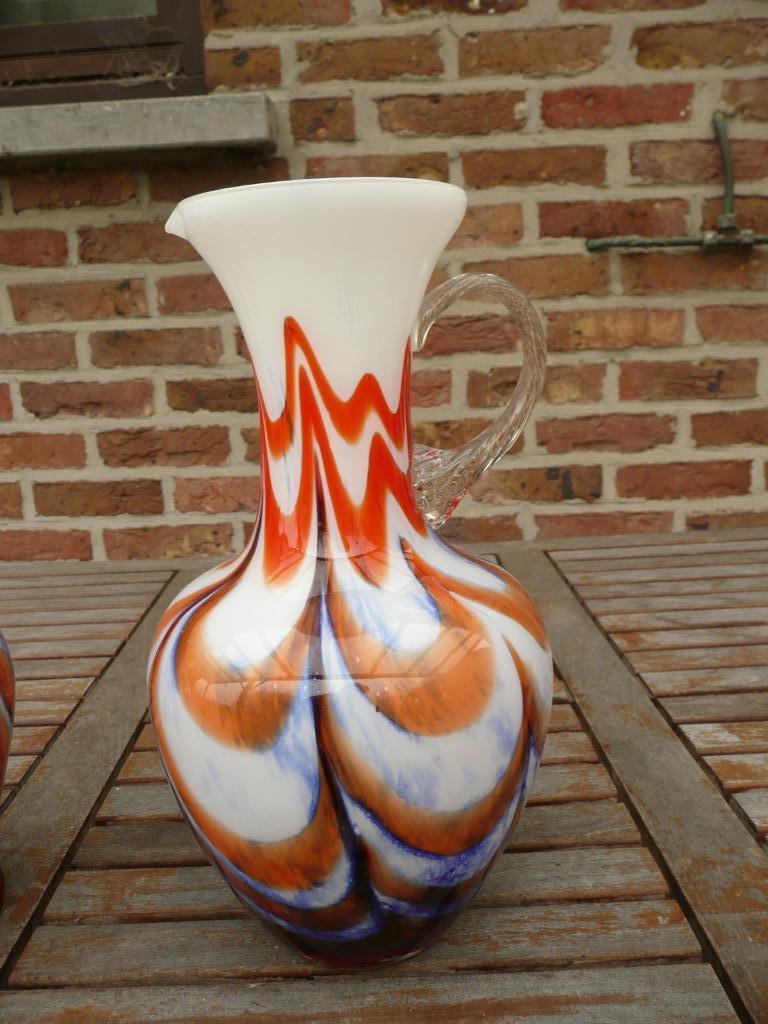2 kleurige (oranje/blauw), originele, glazen vazen, Maison & Meubles, Accessoires pour la Maison | Vases, Neuf, Bleu, Moins de 50 cm