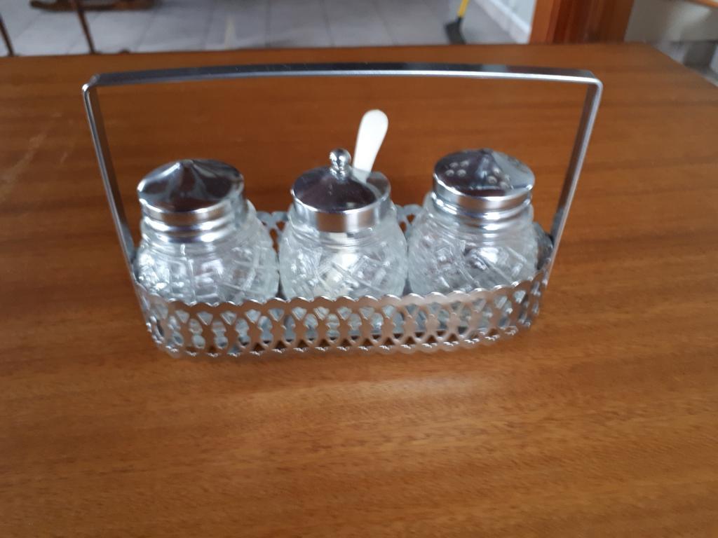 Mooi stelletje, peper, zout en mosterd, Ophalen of Verzenden