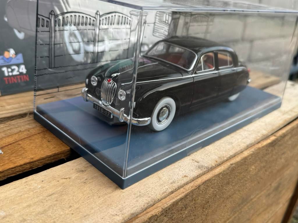 Voiture Tintin Jaguar MK I 1:24, Collections, Enlèvement ou Envoi, Tintin, Comme neuf, Statue ou Figurine