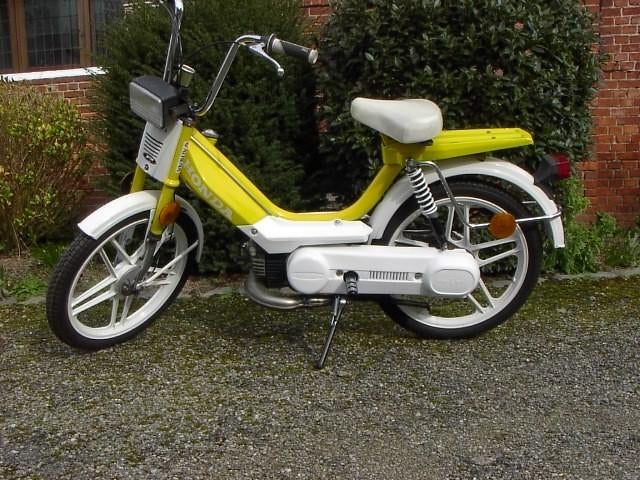 Honda camino : custom & sport : frontmask : slechts € 22, Fietsen en Brommers, Ophalen, Nieuw, Koplamp, Honda camino custom sport