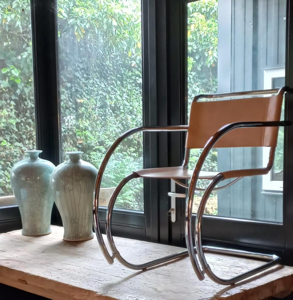 Hide leathers MR stoelen l mies vd rohe m breuer l reich, Ophalen of Verzenden