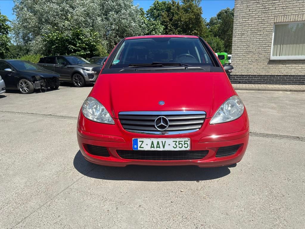 MERCEDES A150 BENZINE VAN 2009 MET 88DKM MET AIRCO, Auto's, Parkeersensor, Zwart, 5 deurs, Euro 4