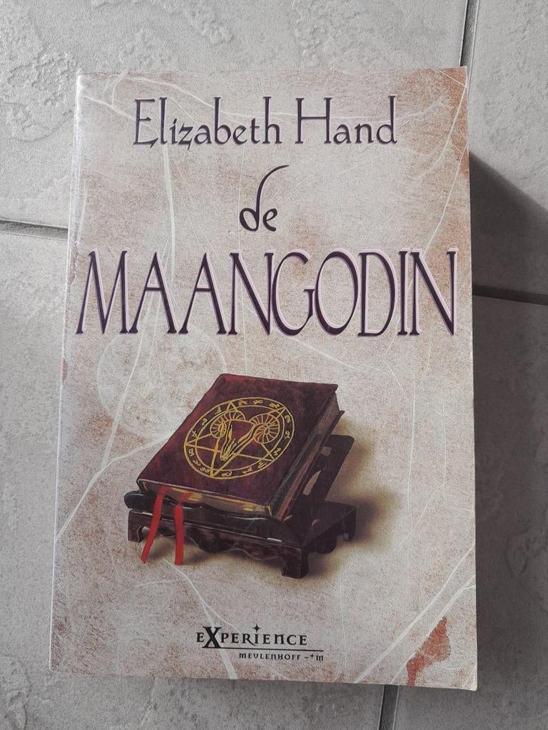 Elizabeth Hand - De maangodin, Enlèvement, Utilisé, Elizabeth Hand
