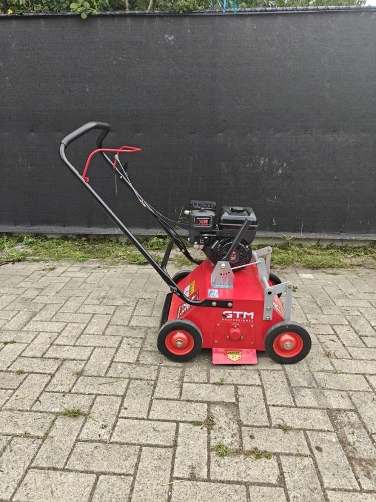 GTM GTV500 verticuteermachine, Enlèvement, Neuf, Essence, GTM