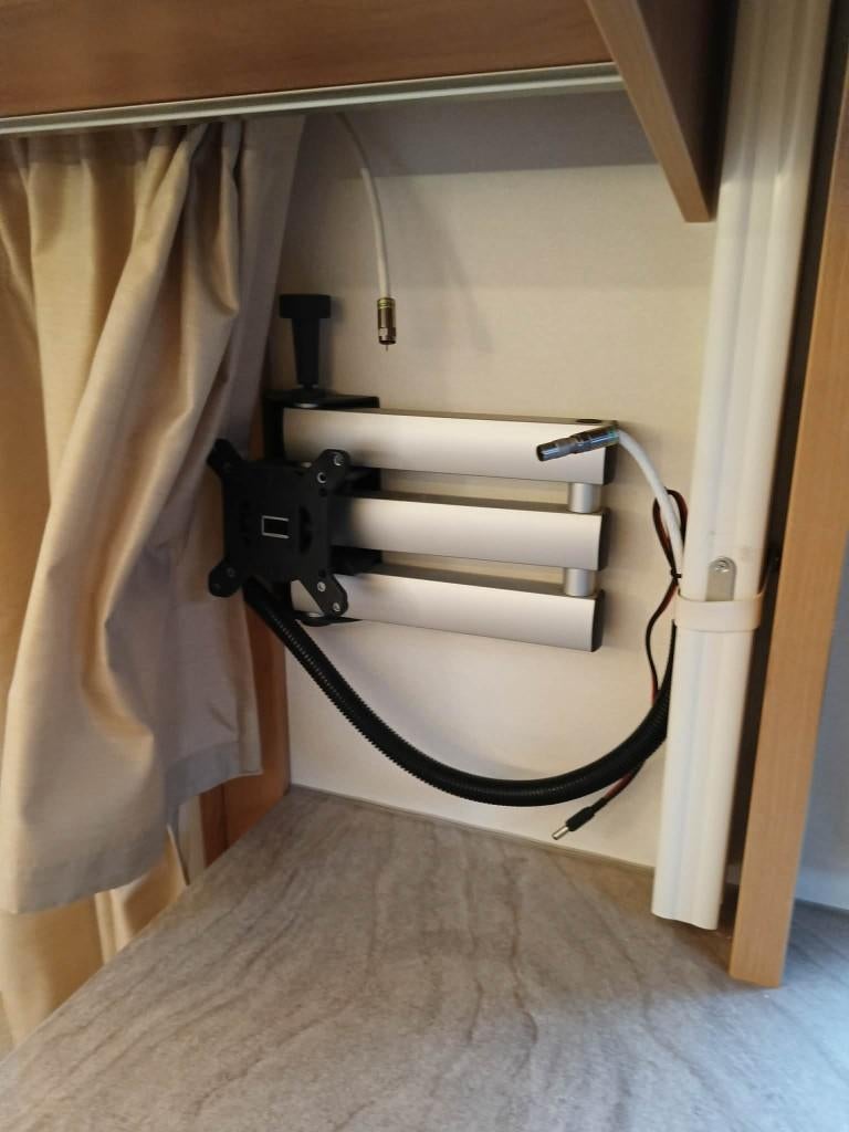 Te koop Caravan DETHLEFFS 470ER, 2 aparte bedden, Rondzit, Particulier, Dethleffs