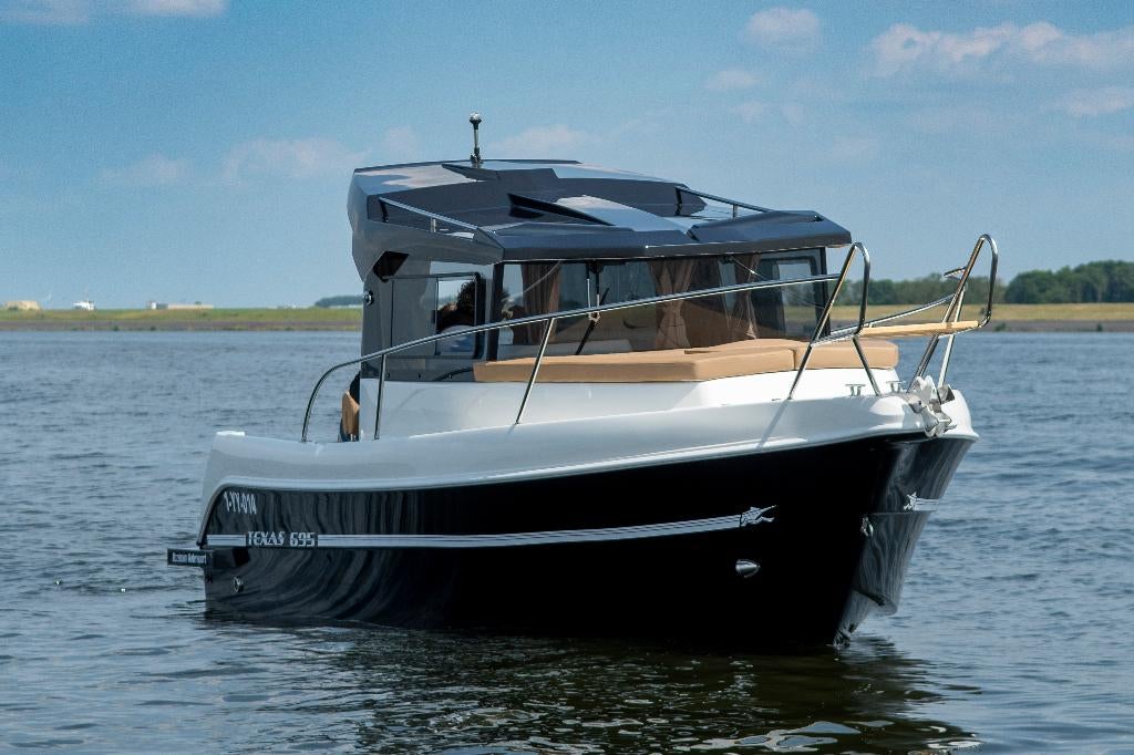 Texas 695 Pilothouse | Showroommodel | Suzuki 115PK | Promo, Watersport en Boten, Ophalen, Nieuw, Overige typen
