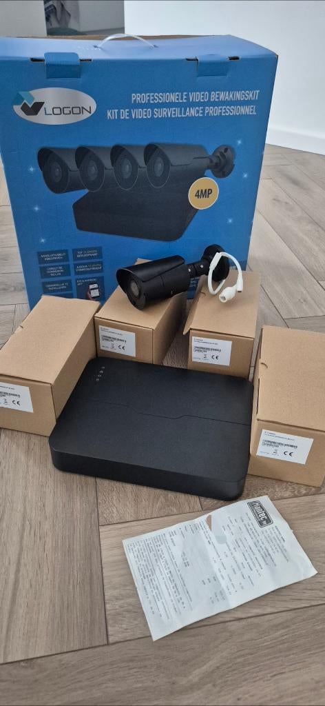 Vidéosurveillance filaire 4 Caméras noir+enregistreur NEUF, TV, Hi-fi & Vidéo, Caméras de surveillance, Enlèvement, Neuf, Caméra extérieure