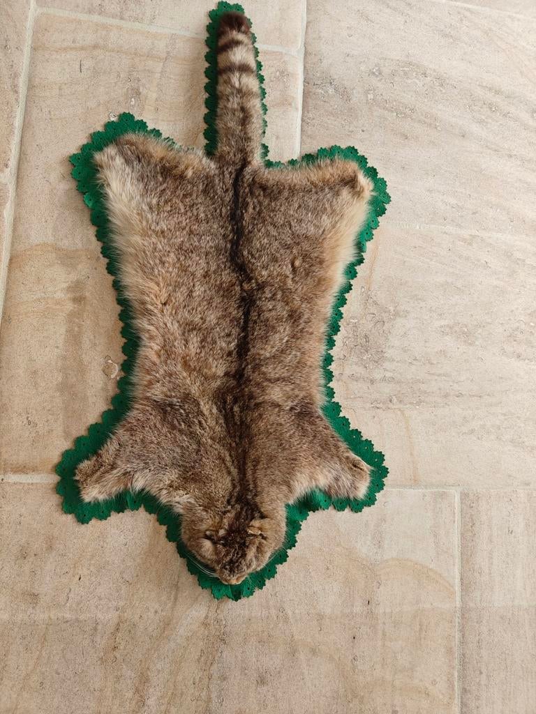 tapis vintage en peau de chat sauvage des années 1960, Enlèvement, Utilisé