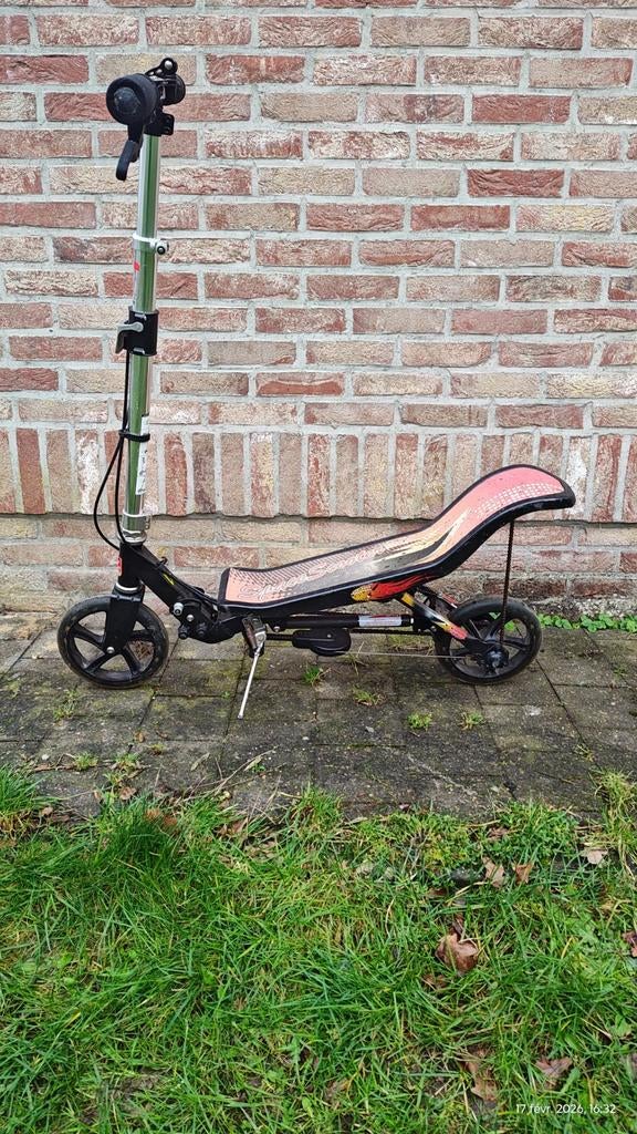 Ruimtescooter voor kinderen, Ophalen