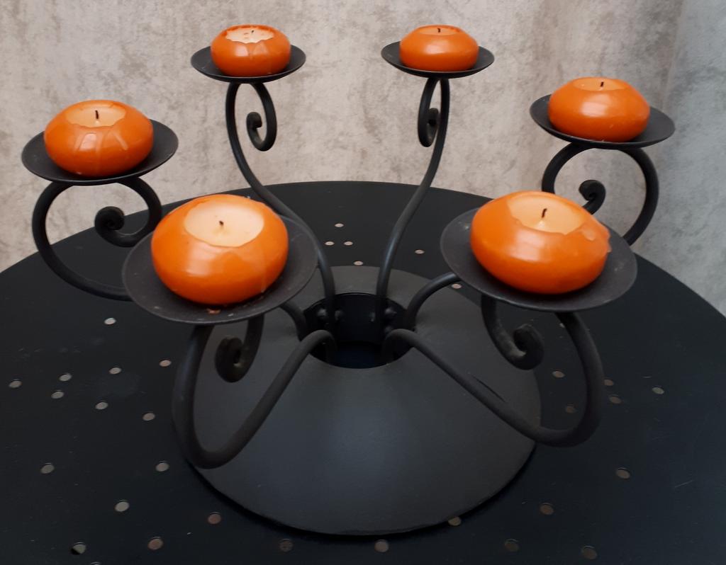 Metalen kandelaar 6 kaarsen  diameter 30 cm H15cm, Huis en Inrichting, Zwart, Ophalen of Verzenden, Zo goed als nieuw, Metaal