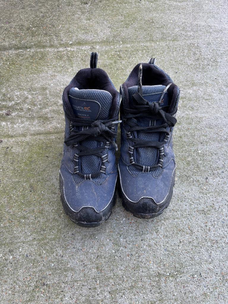 Wandelschoenen, Ophalen of Verzenden, Zo goed als nieuw, Schoenen