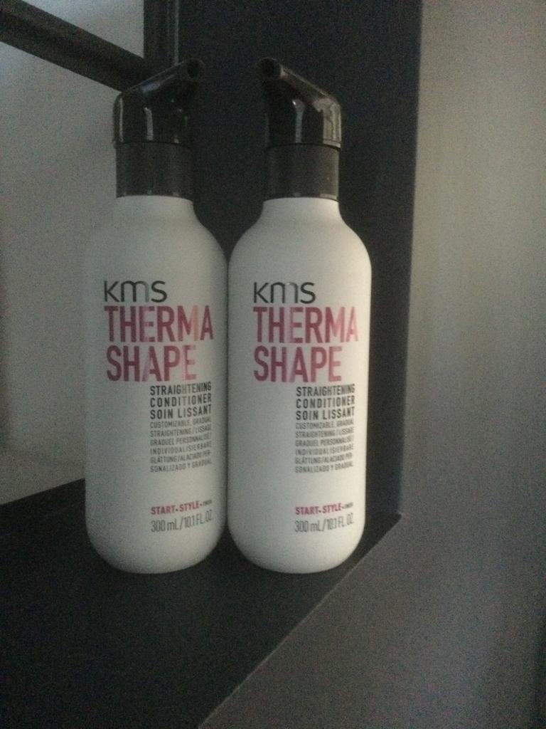 2 KMS therma shape conditioner 250ml, Enlèvement ou Envoi